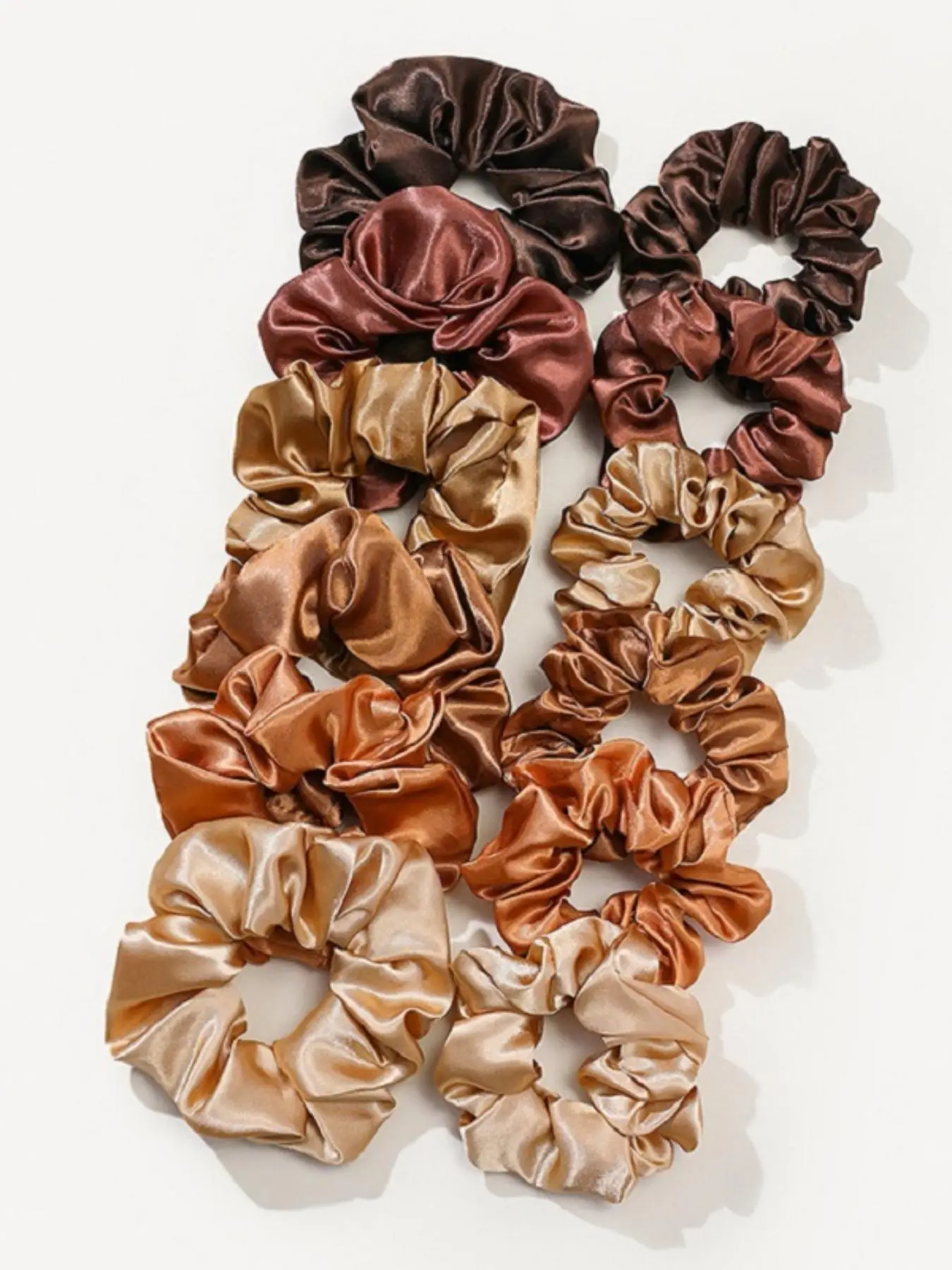 Fashion Solid Color Silk Cloth Hair Tie As Gift, Cute Satin Scrunchie for Women and Girl, Minimalist Headwear Suitable for Thick Hair for Daily Wear