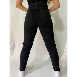 Ana Jeans