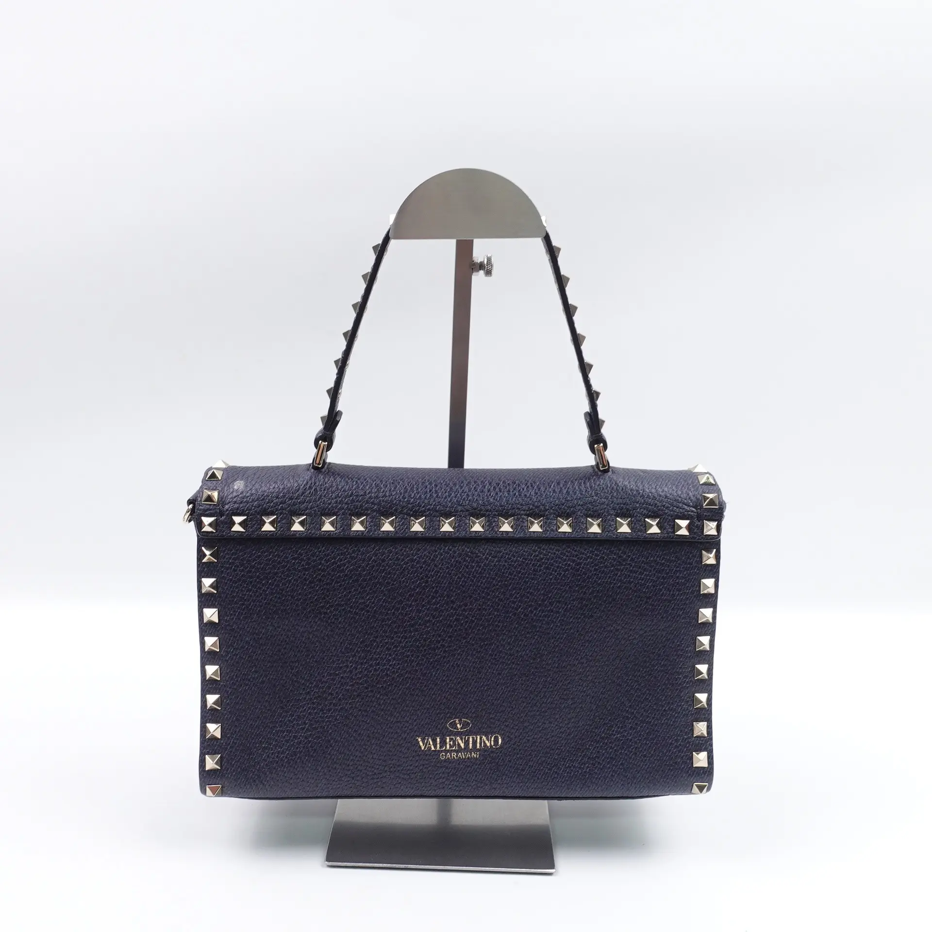 Pre-owned Valentino Calfskin Shoulder Bags Blue Rock Stud Shoulder Bag T10411036