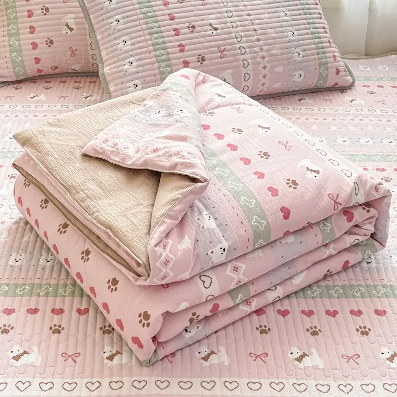 Pink Heart-Print Puppy Summer Lightweight Quilt Ultra-soft and skin-friendly air-conditioning blanket, summer cooling quilt Ideal for summer use in bedrooms, offices, beds, living rooms, and home relaxation