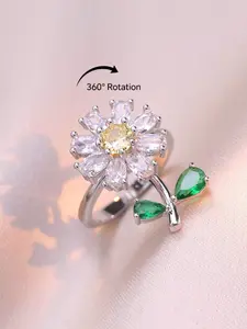 Silver Color Full Diamond Daisy Ring for Women, Leaf Rotatable Anxiety Relief Band, Fresh Teenage Style Jewelry