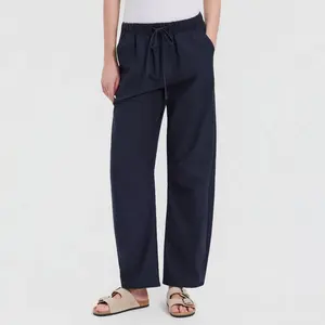 Women's Mid-Rise Barrel Leg Ankle Length Pants - Universal Thread