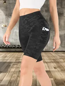 Women's Camo Print Gym Shorts, Back Pocket Shorts, Athletic Wear Shorts, Athleisure Shorts, Tight Fitted Shorts, Casual Comfy Breathable Skinny Shorts for Yoga Gym Workout Running, Ladies Sportswear for Spring & Fall