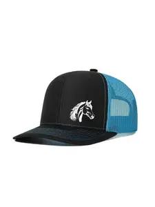 Unisex Baseball Cap with Horse Head Design, Adjustable Trucker Style, Graphic Trucker Hat, Fitted Fit, Ideal for Men & Women, Perfect for Casual Outdoors
