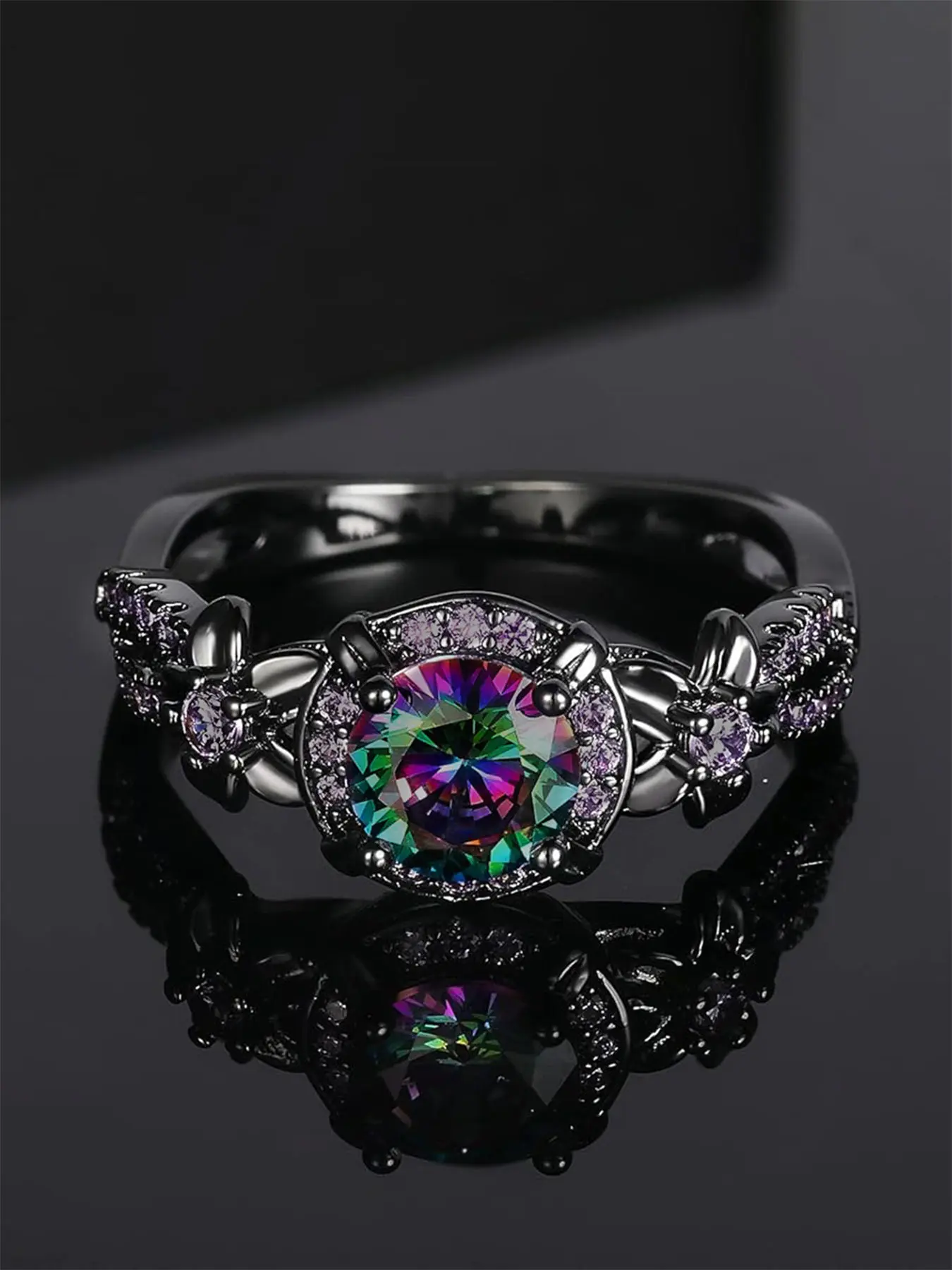 1 PC Gorgeous Cubic Zirconia Ring For Men For Halloween Party Jewelry Halloween's Day Gift Elegant Everyday Ring Elegant Engagement Ring