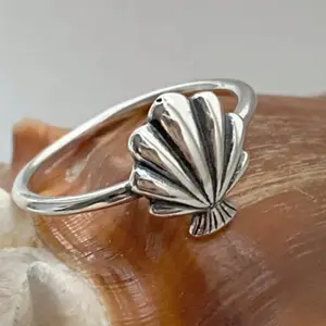 Adjustable seashell design ring suitable for daily, party, anniversary, gift