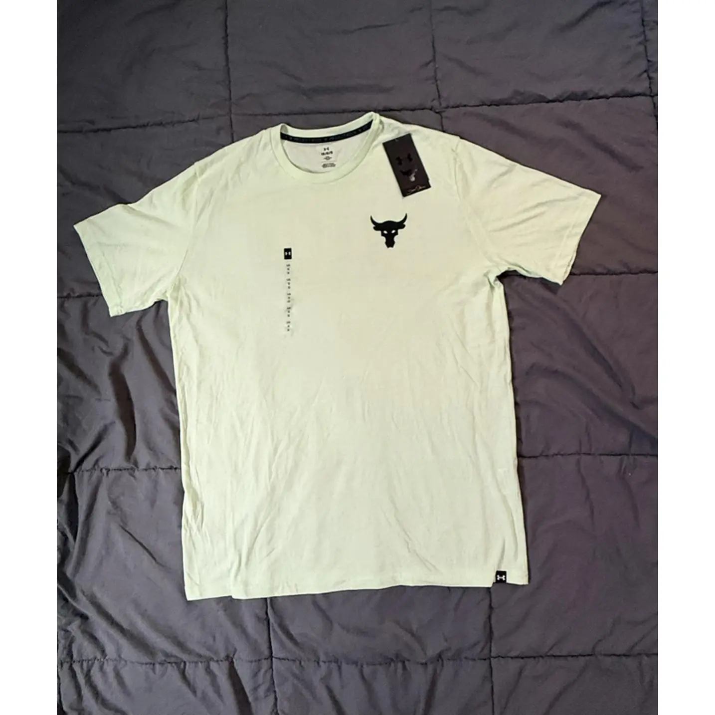 Under Armour Men's Round Neck Short-Sleeve White Tee with Bull Logo