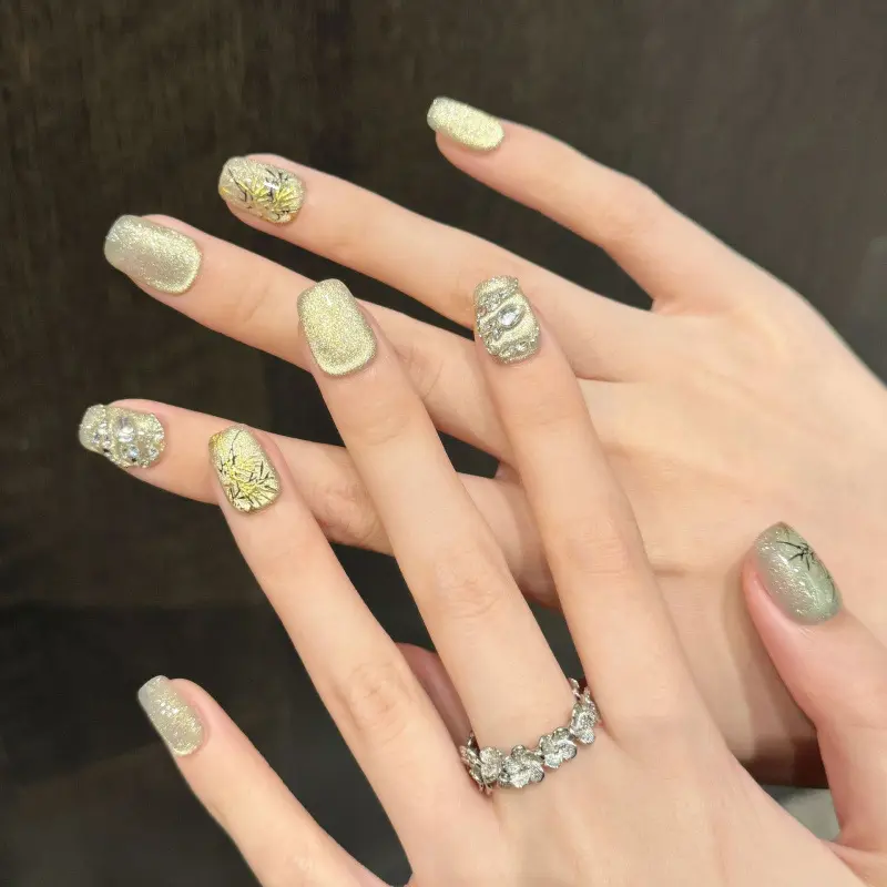 Handmade Press-On Nails, Golden Yellow Cat-Eye Shimmer, Short Square Reusable Nail Set, Easy to Apply for a Chic Unisex Look, Personalized Touch, Easy Apply, Fashion Unisex