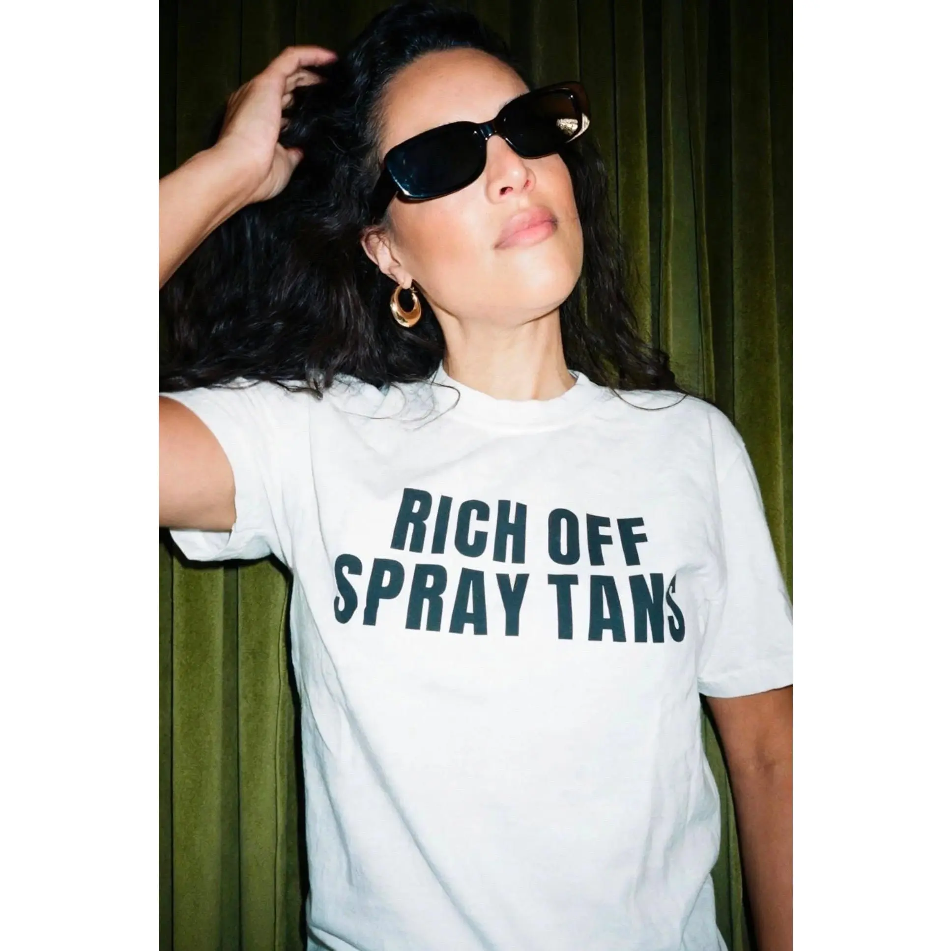 Rich Off Spray Tans Graphic Tee | ALT SUN X SUNNY HUNNY