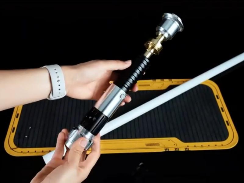 Obi-Wan Lightsaber with 16 Sound Effects RGB Lighting Modes Metal Hilt Rechargeable for Role-Playing Family Entertainment Orange Duel Cosplay Sword Epic Toys Medieval Collectible 92cm PC Blade High Impact