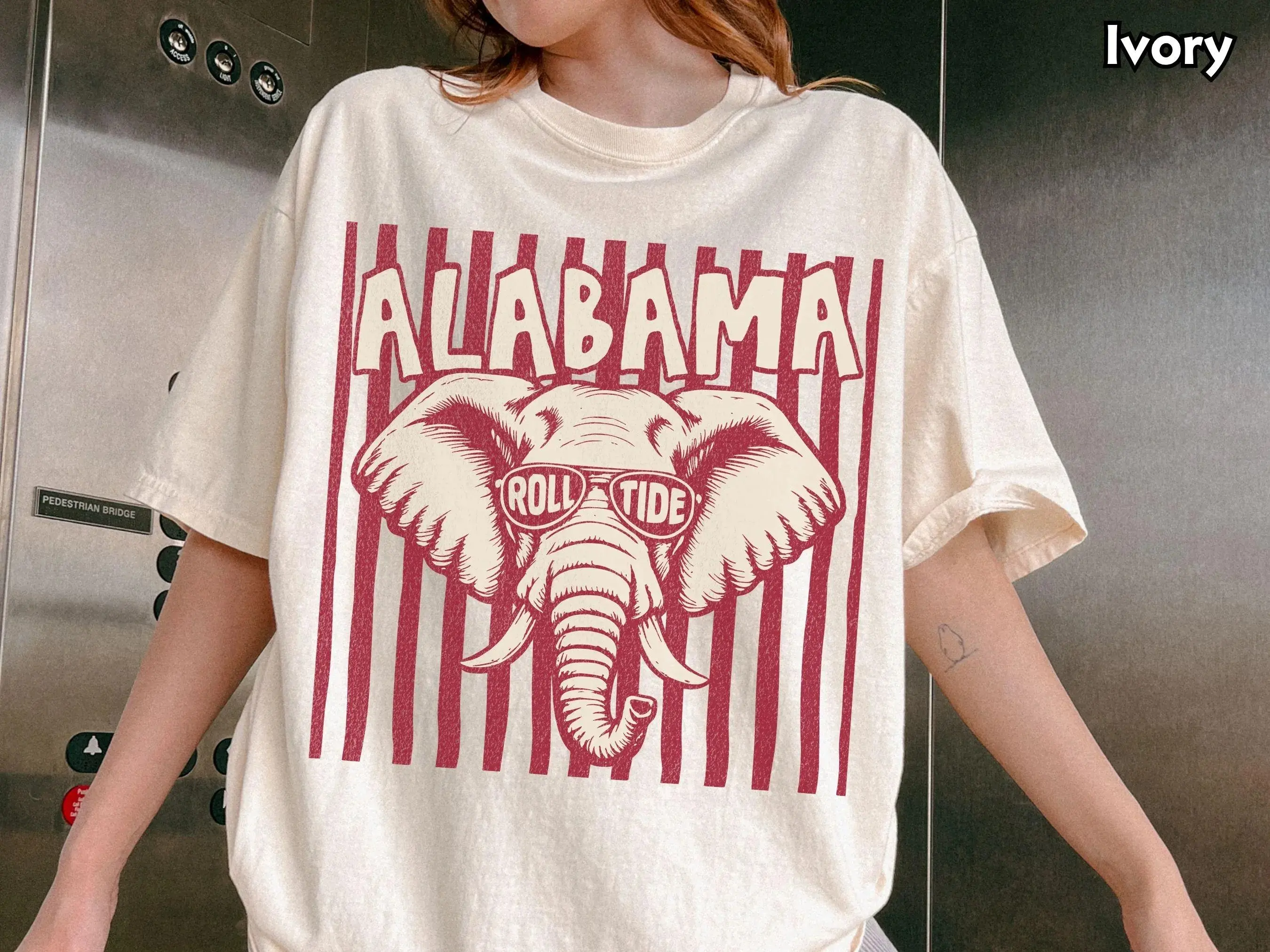 Women's Alabama Football Crewneck Tee - Vintage Elephant Graphic, Game Day Top, Sweatshirt & Hoodie ITTN26080405
