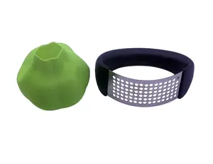 2-in-1 Garlic Press & Peeler Set – Stainless Steel Crusher + Silicone Roller – Effortless, No Mess, Kitchen Must-Have!