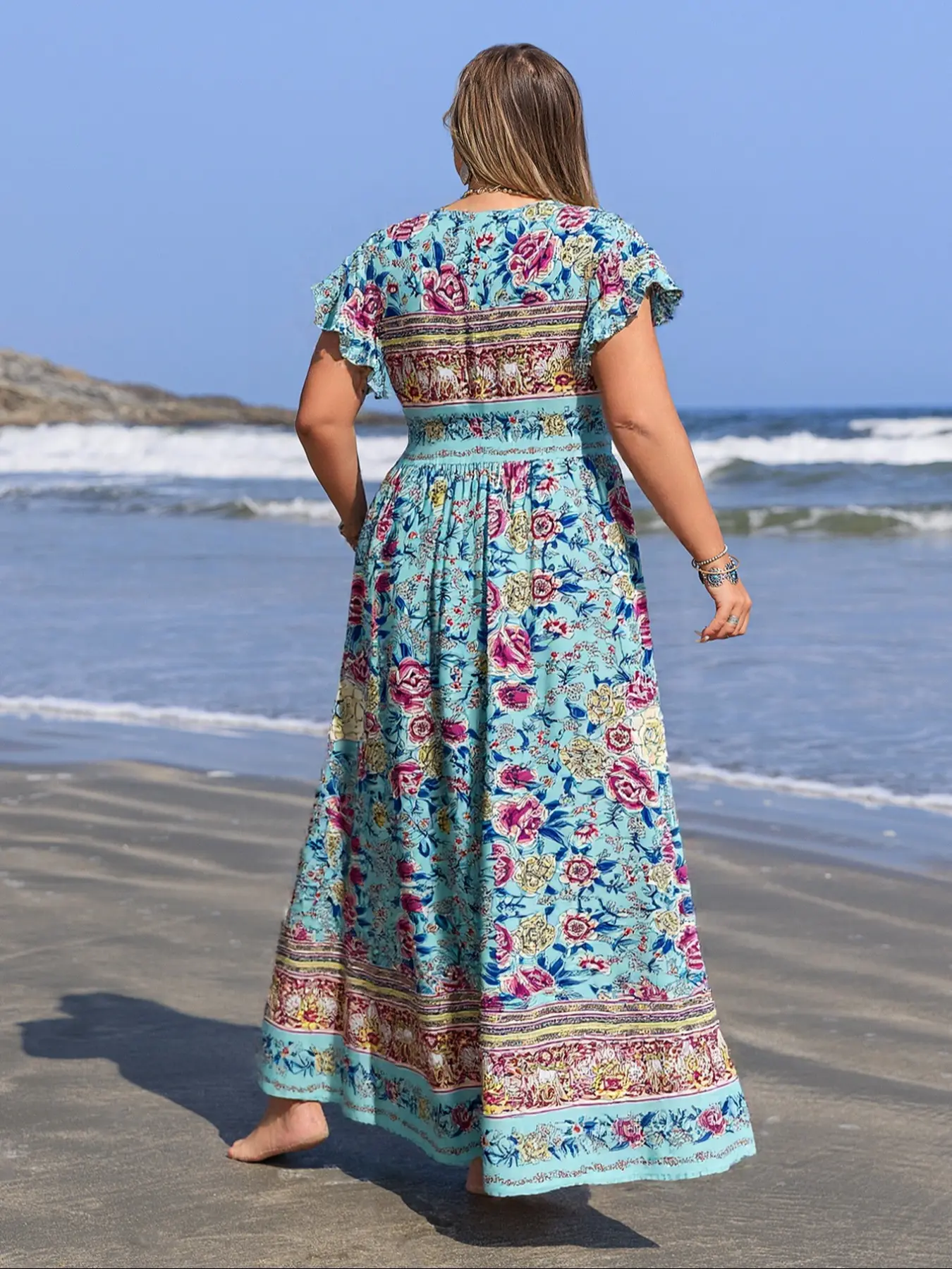 Plus Size Floral Print V-Neck Maxi Dress, Boho Fashion Casual Short Sleeve Dress for Daily Vacation Wear, Women's Clothing for All Seasons, Bohemian Sundress - TikTok Shop Plus Size Floral Print V-Neck Maxi Dress, Boho Fashion Casual Short Sleeve Dress for Daily Vacation Wear, Women's Clothing for All Seasons, Bohemian Sundress - TikTok Shop