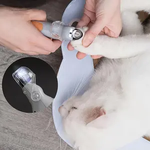 Pet Nail Clipper with LED Light, 1 Piece Small Animal Nail Trimmer, Grooming Lighted Nail Clipper for Pet Family Trimming, Kitten Scratching without Injury