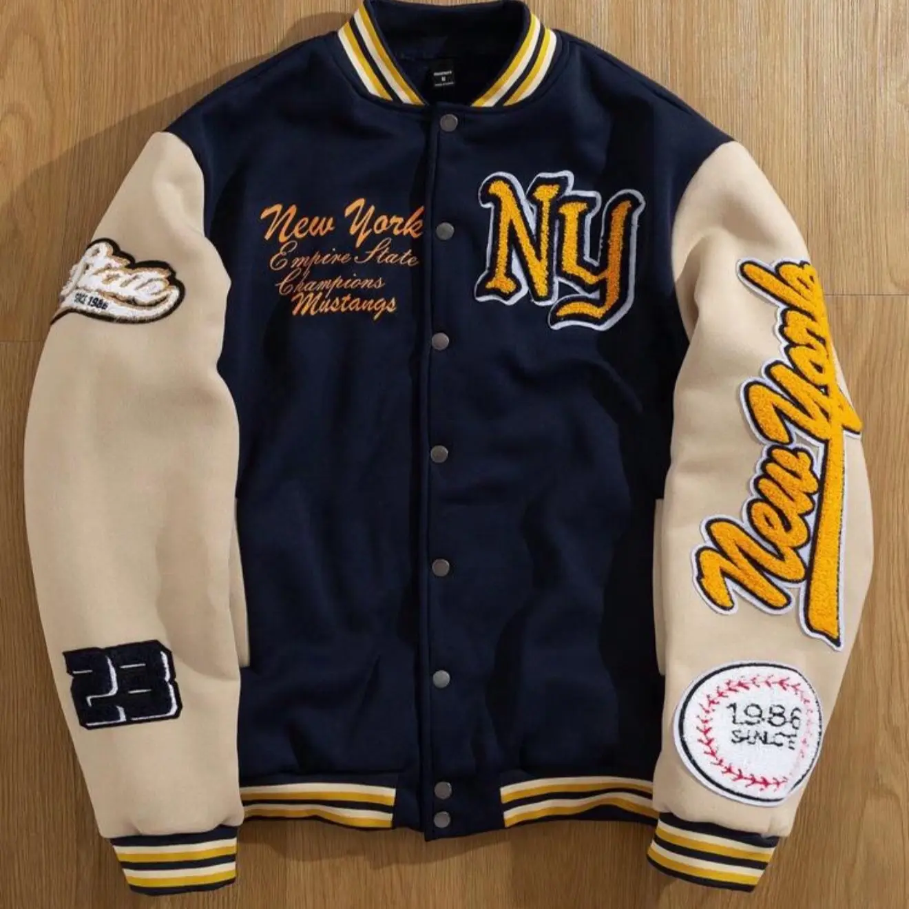Manfinity Sporsacity Men's Casual Baseball Jacket with Front Button and Letter Print