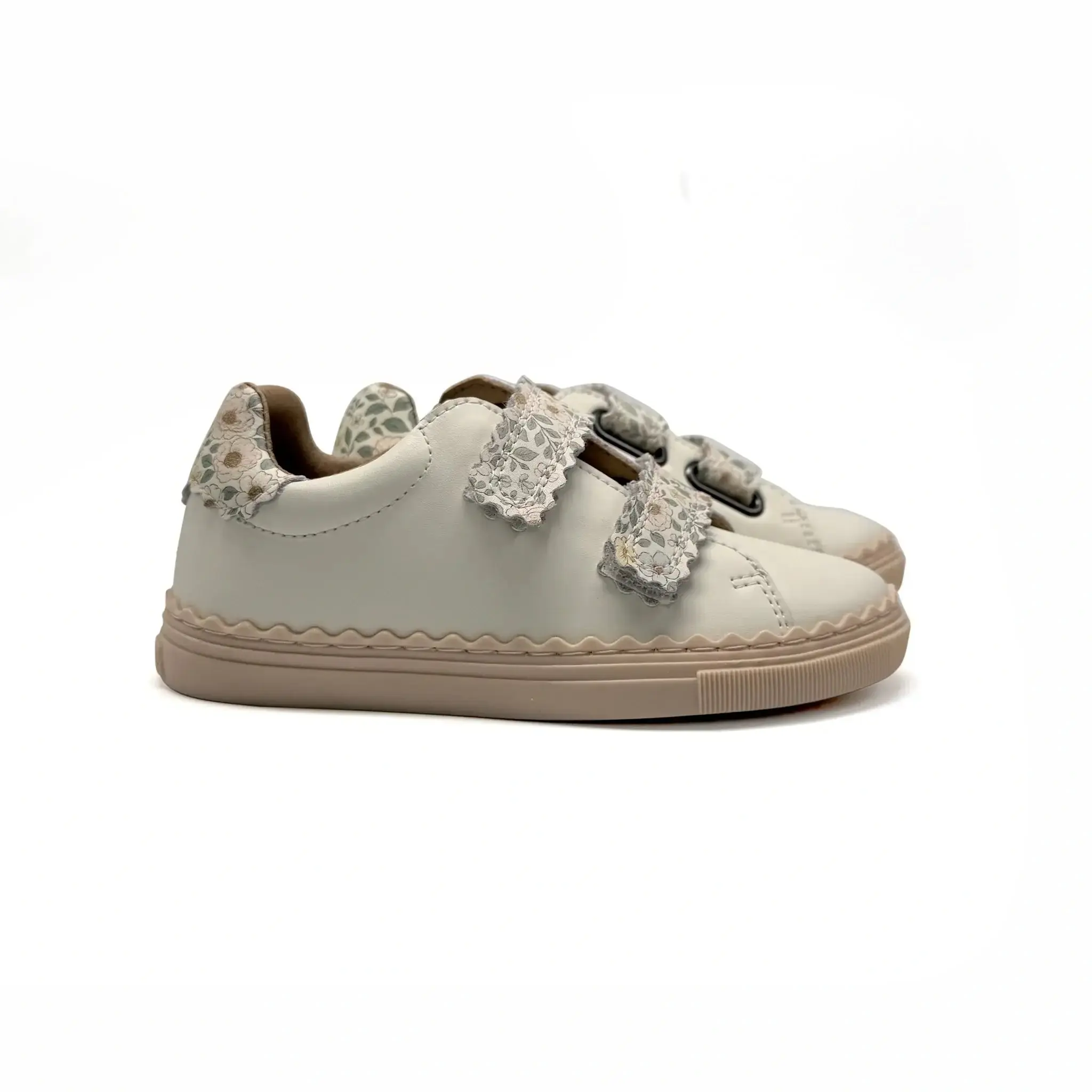 Porte White Floral Velcro Sneaker