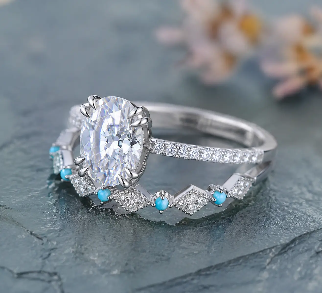 Elegant Wedding Ring for Women, Micro-Set Alloy Metal Costume Jewelry with a Subtle Shine for Wedding Occasions, Sparkle Effect, Luxury Look, Diamond, Fashion
