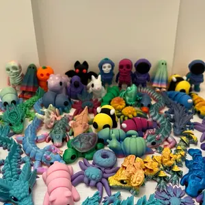 Colorful 3d printed critters 10 PCs