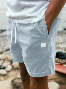 Men's Solid Color Letter Patched Split Hem Drawstring Waist Corduroy Shorts, Regular Fit  Casual Comfortable  Breathable Pocket Shorts for Summer, Casual Streetwear Shorts, Fashion Men's Bottoms for Daily Wear