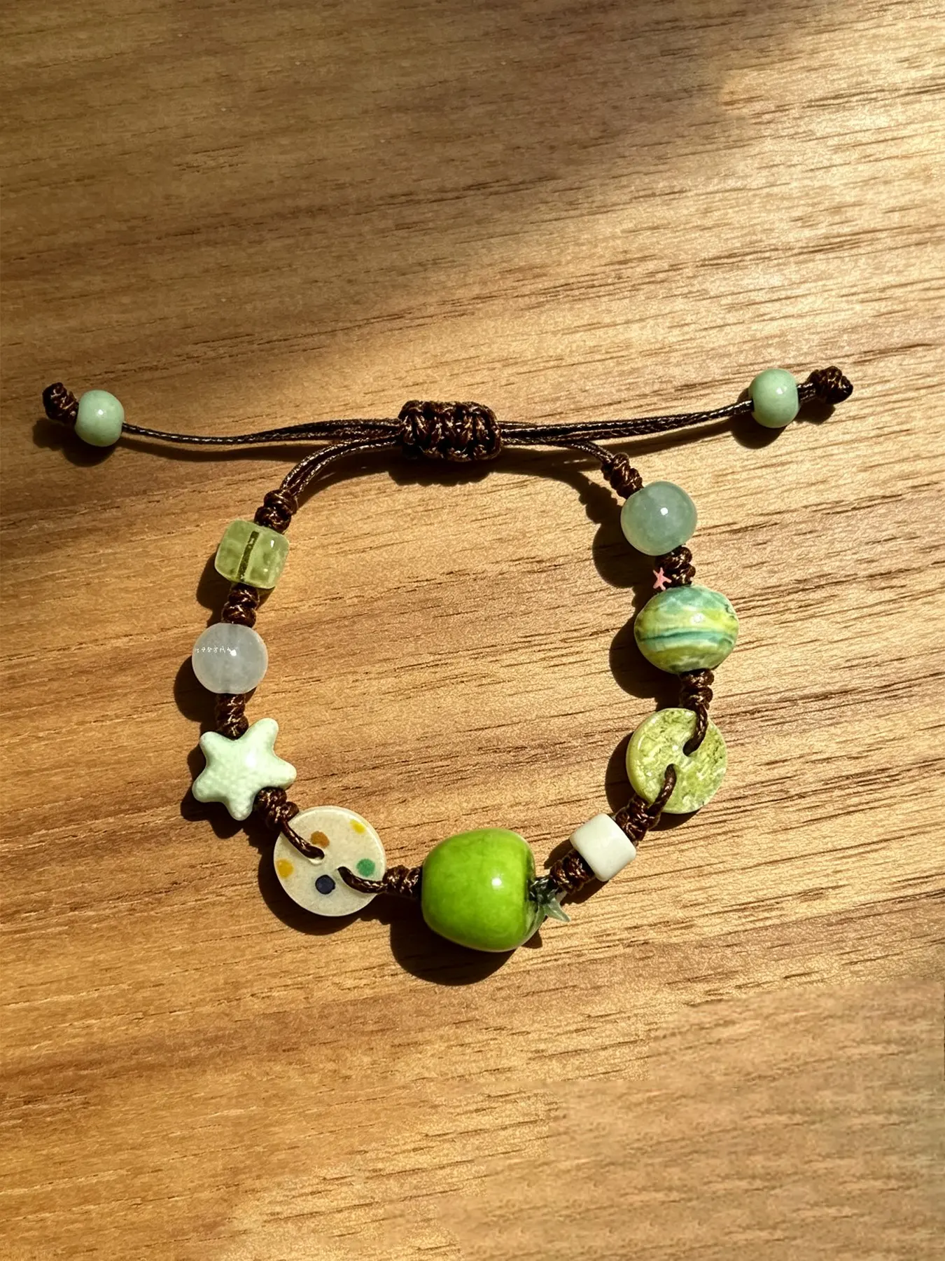 Handmade Adjustable Bracelet, String Braided Beads Anklets, Elegant Hand Chain for Women, and Apple Design, Adjustable Beaded Design, Fresh and Vintage Style, Braided Bracelets