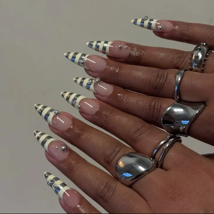 A96 Silver Stripe French Press-On Nails, Chrome Metallic Swirl Tip Design with Nude Base and Rhinestone Accent, Futuristic Y2K Inspired Handmade Nails, Trendy Glam Style, Gift for Her