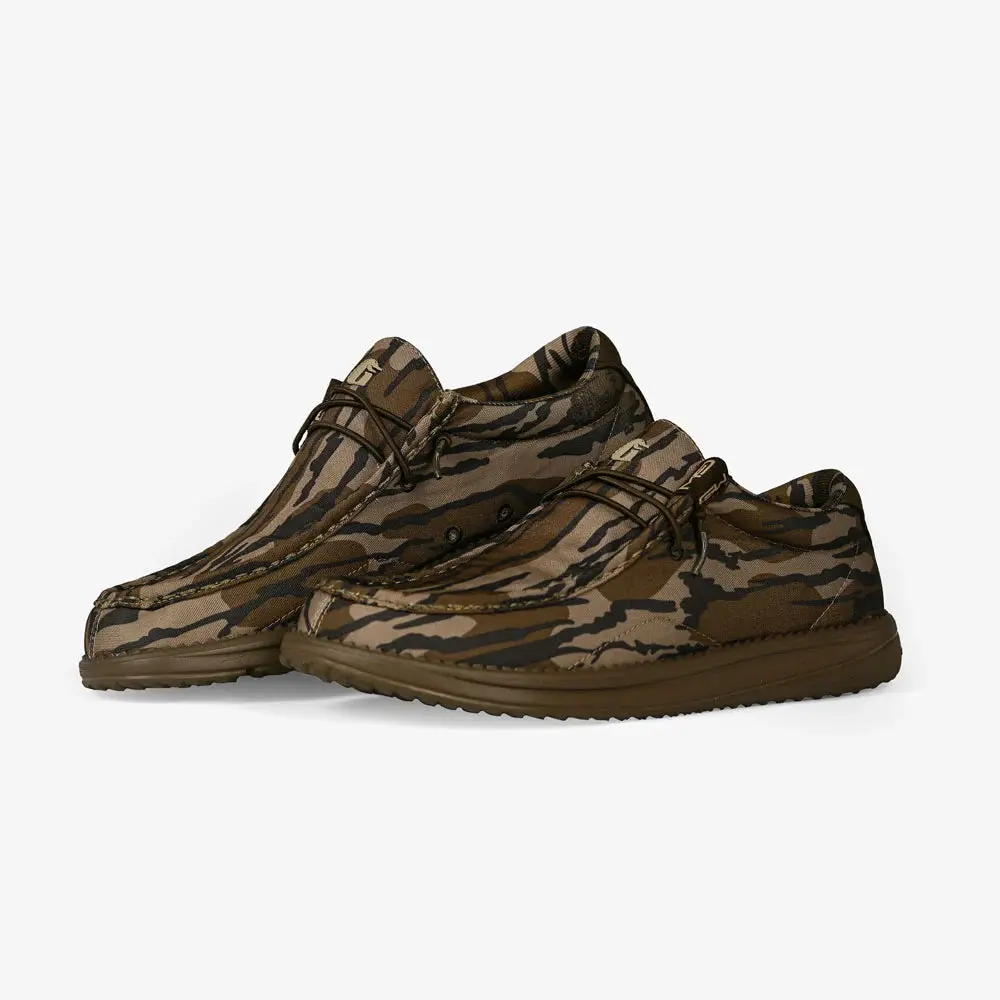 Gator Waders Men's Camp Shoe in Mossy Oak Original Bottomland