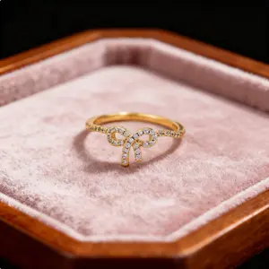 Elegant Bow-Trimmed Diamond Ring | Minimalist Design for Everyday Use