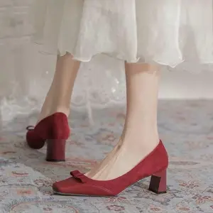 Rosette Floral Appliqué Slingback Kitten Heels - Red Suede Square Toe with Bow Detail for Elegant Outfits