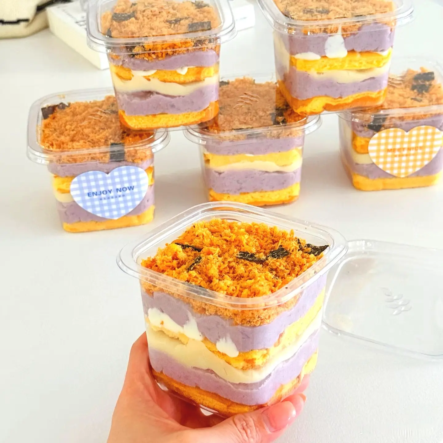 100 Piece Cake Box Set (50 Pots + 50 Lids), 12oz Square Cake Containers, Food Safe Pet Material, Ideal for Kitchen and Restaurant Use, Disposable Products