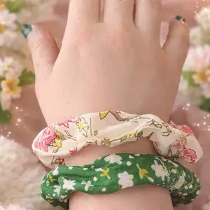 Floral Fabric Scrunchie Set (2 Pack)