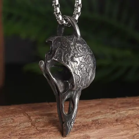 Retro Crow Skull Necklace Gothic Aesthetic 3D Animal Pendant Necklace Women Men Halloween Costume Jewelry Gifts Fashion Accessories Creative Gift Emo Jewelry