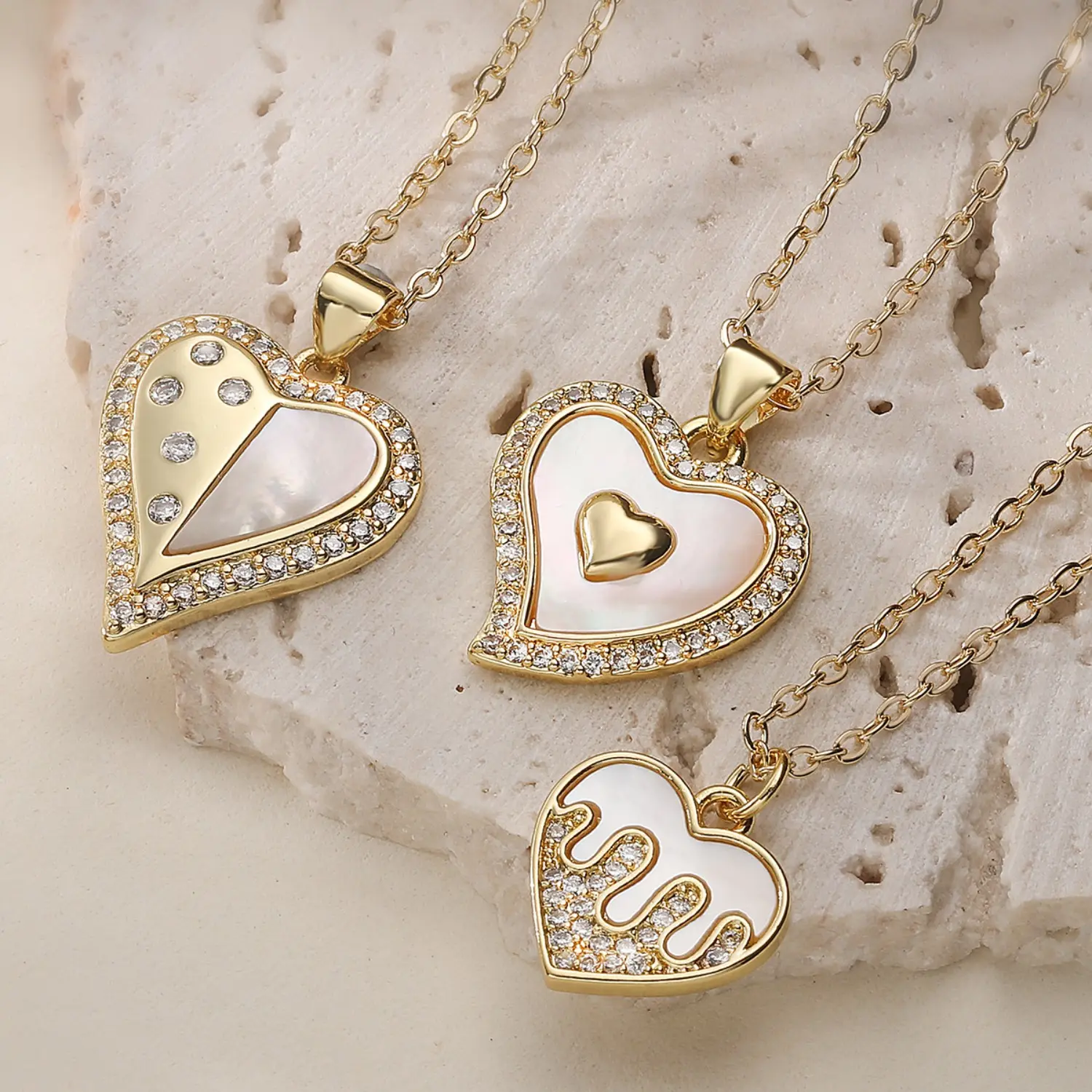 Fashion Charm Pendant for Women, Gold-Plated Heart-Shaped Copper Alloy Amulet with Star Cutout for DIY Necklaces & Bracelets