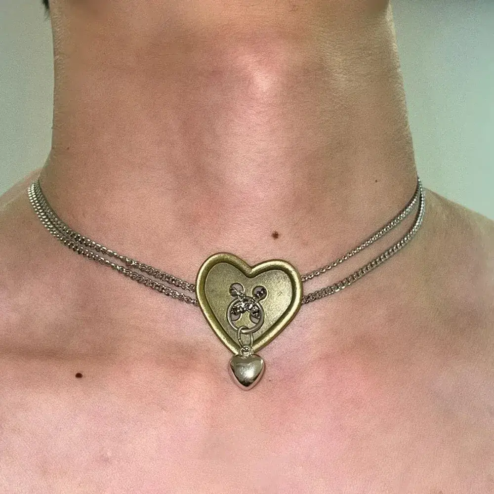 Retro Antique Bronze Heart Button Necklace Exaggerated Originality Pendant Punk Popular Chain Women's Party Jewelry Necklace