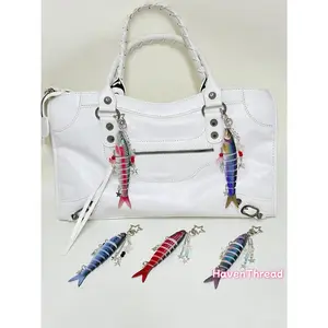 Novelty Star Fish Keychain, Fishing Enthusiasts Creative Fish Bait Keychain, Jointed Design Fish Keychain with Beaded Charm, Fishing Lure Keychain Realistic Fish Keyring Bag Charm, Keychain for bags