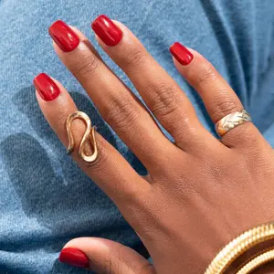 FRESH SET NAILS RUBY RARE - Rich Ruby-Red Lacquer with Subtle Shimmer 32 Nails Included Comfortable Contoured Design for Custom Fit