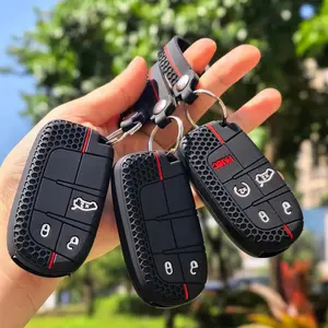 Keychain Case For Jeep Cherokee Compass S Renegade Grand Commander For Dodge Journey Challenger Jcuv Charger For Chrysler 300C Car Key Accessory