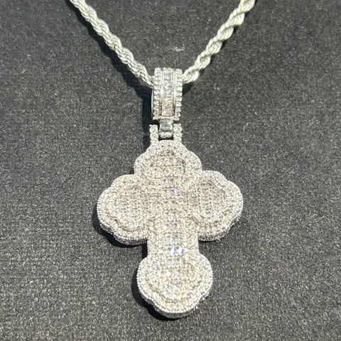 Four-Leaf Clover Cross Pendant Necklace for Men and Women, Trendy Rhinestone Embellishment Brass Zircon Charm, Hip Hop Style Jewelry, Cross Design Necklace, Cross Necklaces