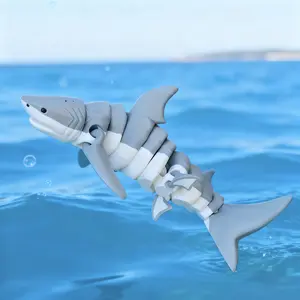 3D Printed Articulated Great White Shark Toy – Fully Flexible Joints, 15cm Movable Shark Desk Decor & Fidget Figure