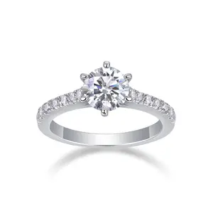 [TW] "Cuty" 1ct Round Cut Solitaire Moissanite Ring Cathedral Setting Solid S925 Sterling Silver Half Iced Out Band 18k Platinum Plated Ring VVS1 D Color Perfect Gift For Daily Wear Her Birthday Valentine Propose(R13177)