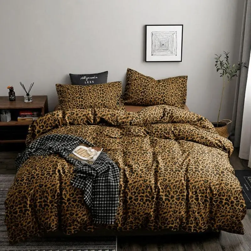 2/3 Counts Soft and Breathable Leopard Print Duvet Cover Set for Bedroom and Guest Room Decor - Includes 1 Duvet Cover and 2 Pillowcases (Core Not Inc