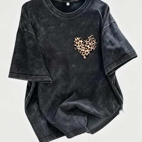 Men's Retro Leopard Print Heart Short-Sleeve Cotton Washed T-Shirt - Casual Fit Cargo-Inspired Top for Jeans, Cargo Pants Pairing, Shortsleeve,Hoodie,Sweatshirt,Christmas and Halloween gifts