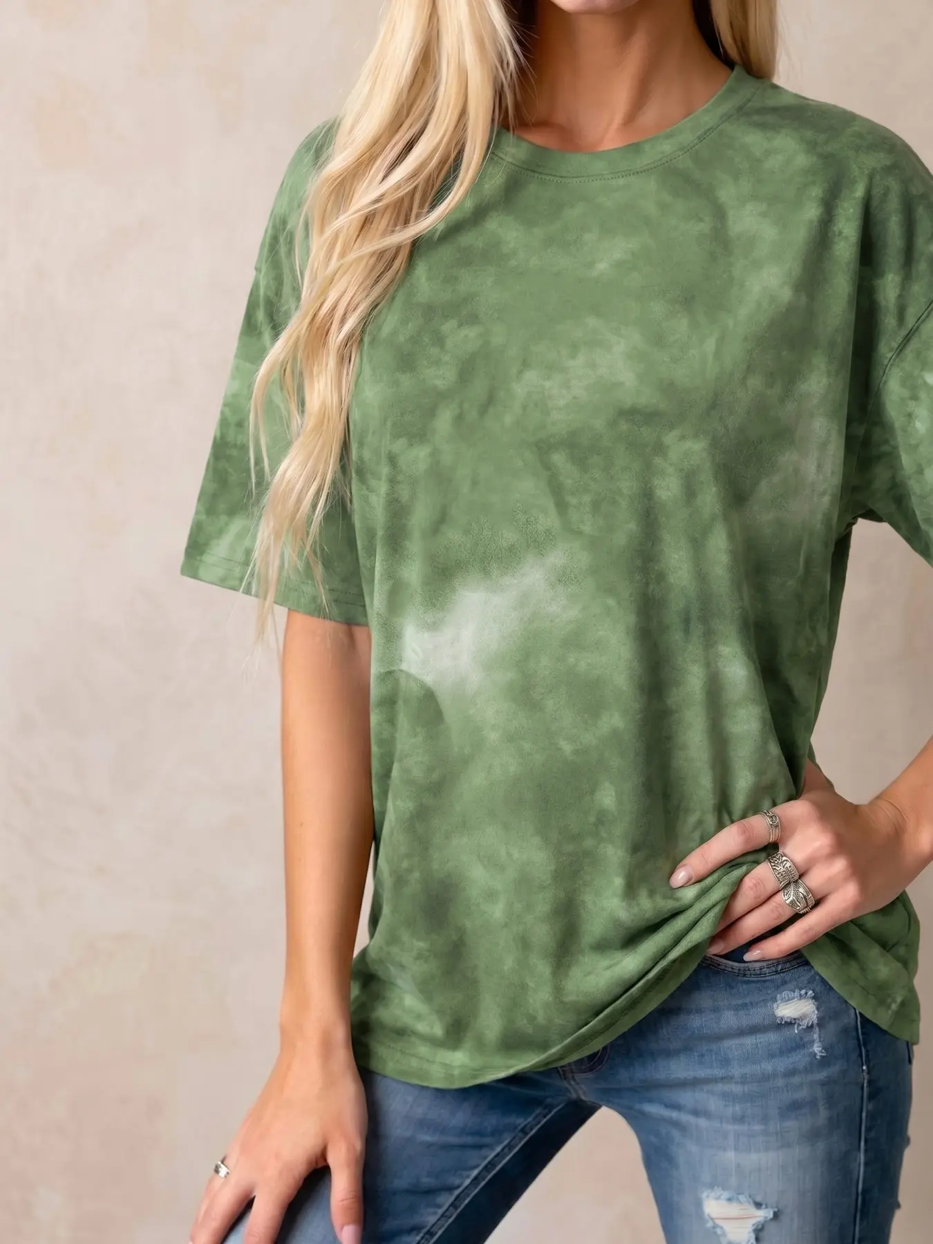 2026 Women's New Top, Gradient Snowflake Print, Versatile Fashion Casual Round Neck Loose T-Shirt, Stylish and Trendy, Perfect for Everyday Wear, Summer