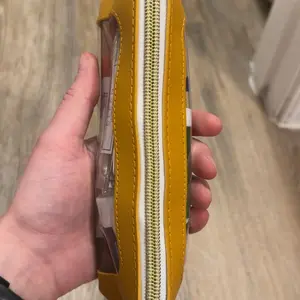 Portable Makeup Brush & Cosmetic Bag, Handheld Cosmetic Pouch, Multi-Functional Zipper Pouch for Travel & Stationery Storage, Trendy Girls' Essential Organizer