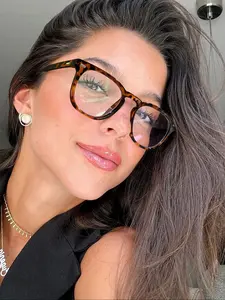 Simple Blue Light Blocking Glasses for Women, Unisex Basic Frame, Fashionable Party Eyewear, Daily Wear, Lightweight Comfort Fit, Stylish Square Frames, Stylish Eyeglass