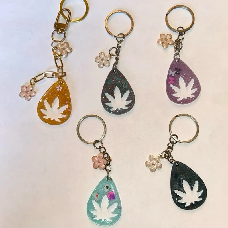 Pretty Leaf Keychains