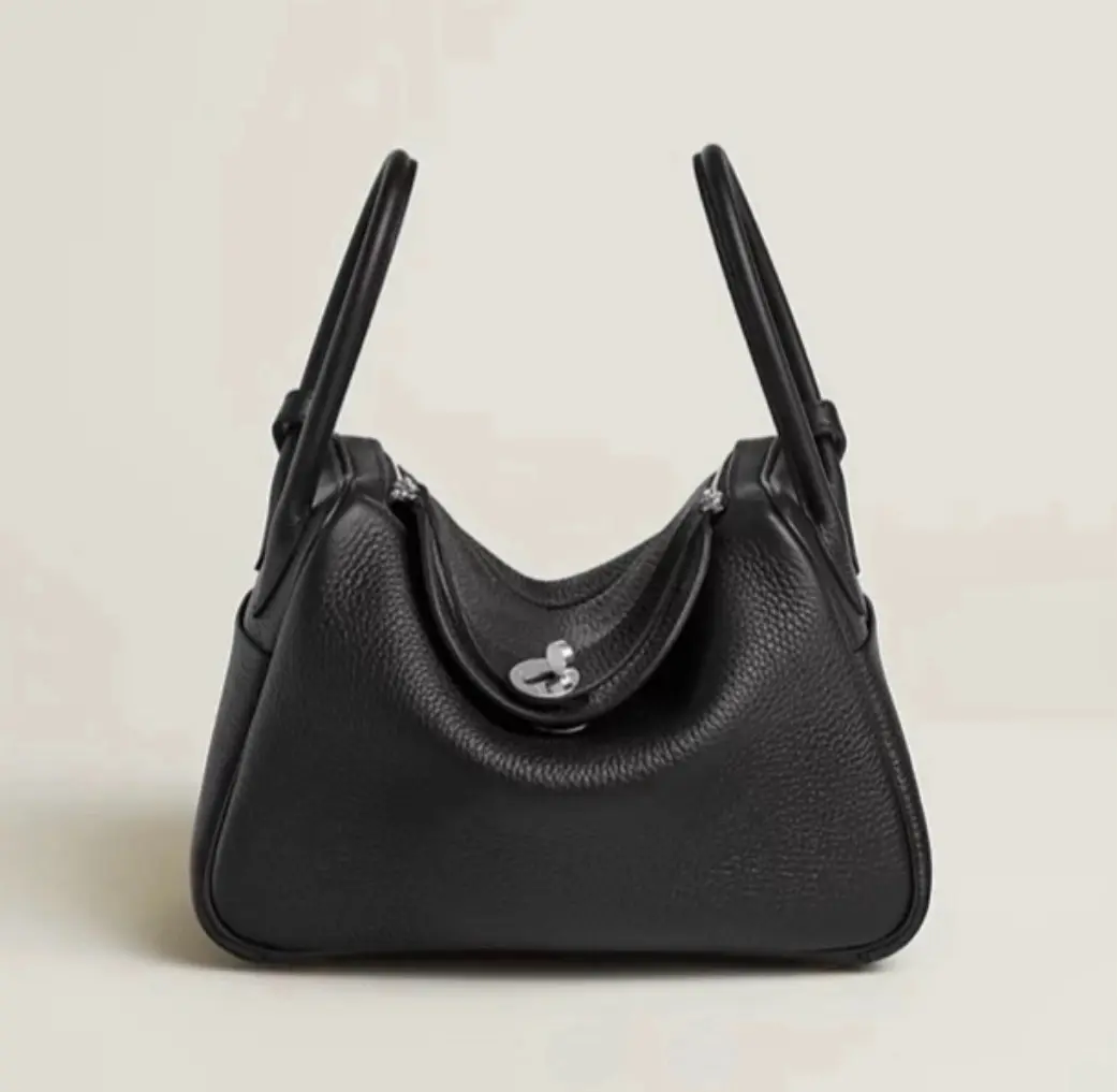 Pre-owned HERMÈS Lindy 26, Black Silver Hardware, Stamp Y【23002660】