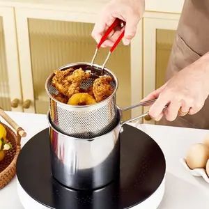 Stainless Steel Frying Pot with Basket & Clips, Multifunctional Oil Filter Pot, Kitchen Utensils & Gadgets for Home Use, Kitchen Strainer Utensils