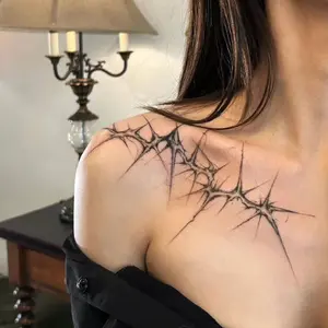 6 herbal tattoo stickers, including 1 thorn element 5 random styles, lasting 7-15 days, waterproof and friction-resistant, the effect is real, suitable for people who are afraid of pain and do not want to get tattoos