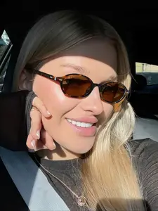 Unisex Retro Oval Tortoiseshell Sunglasses, Lightweight Durable PC Frame, Uv100 Protection, Fashionable Eyewear for All Seasons