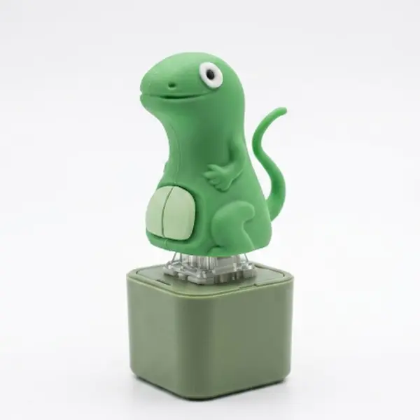 Rechargeable Button Clicker Animals Keychain Decor with Sound Effects, LED Lights & USB Port - Funny Key Ring Stress Relief Sensory Toy (Lizard/Snake) for Backpack/Car Keys, Party Gift (1PC)